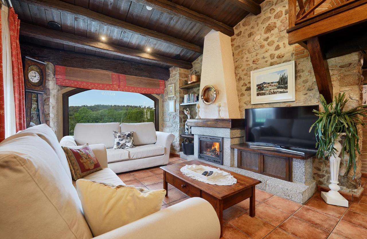 Capmany Cal Bisbe, Your Rural Holiday Home المظهر الخارجي الصورة