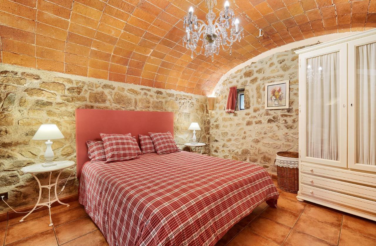 Capmany Cal Bisbe, Your Rural Holiday Home المظهر الخارجي الصورة