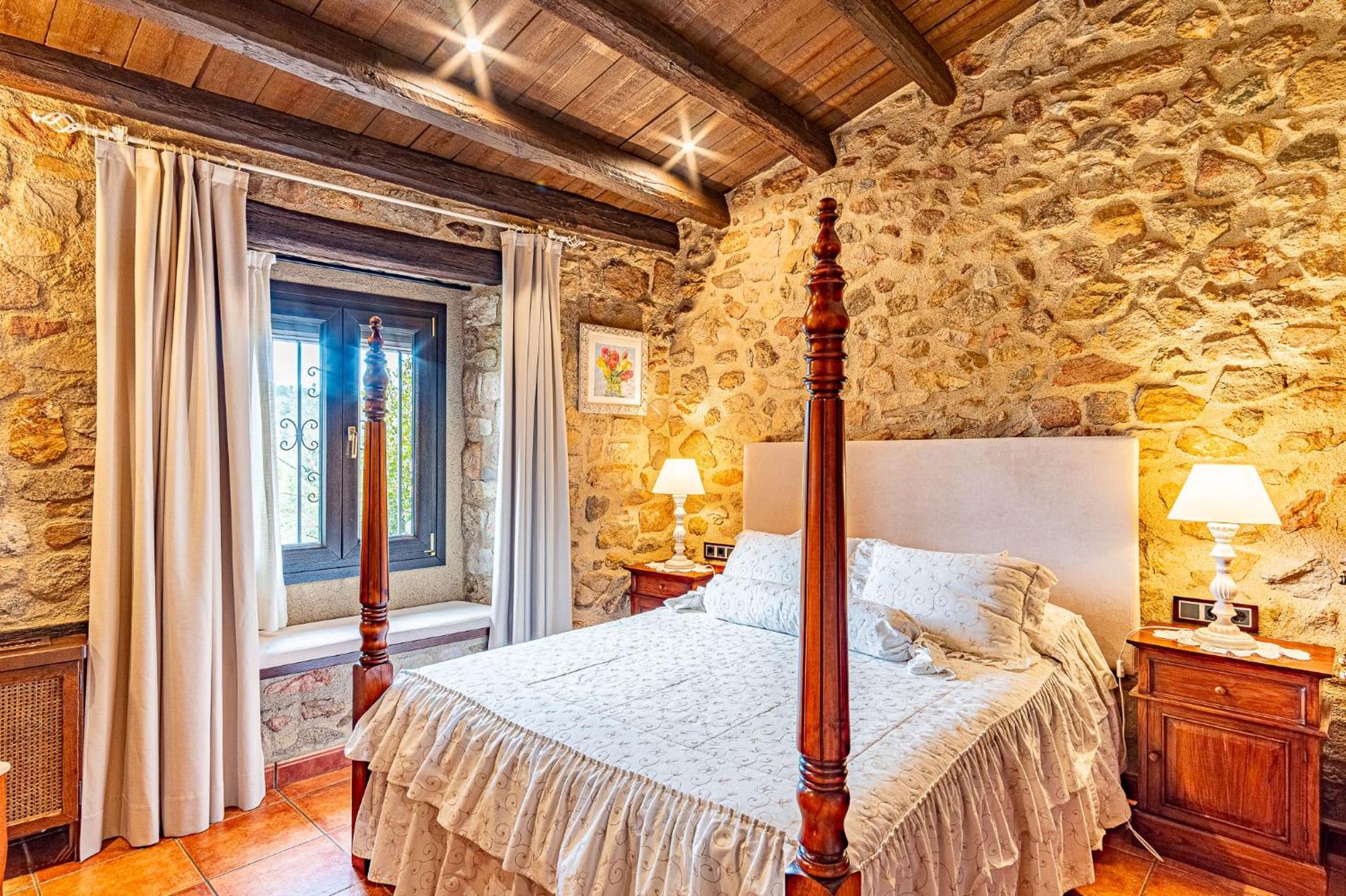 Capmany Cal Bisbe, Your Rural Holiday Home المظهر الخارجي الصورة