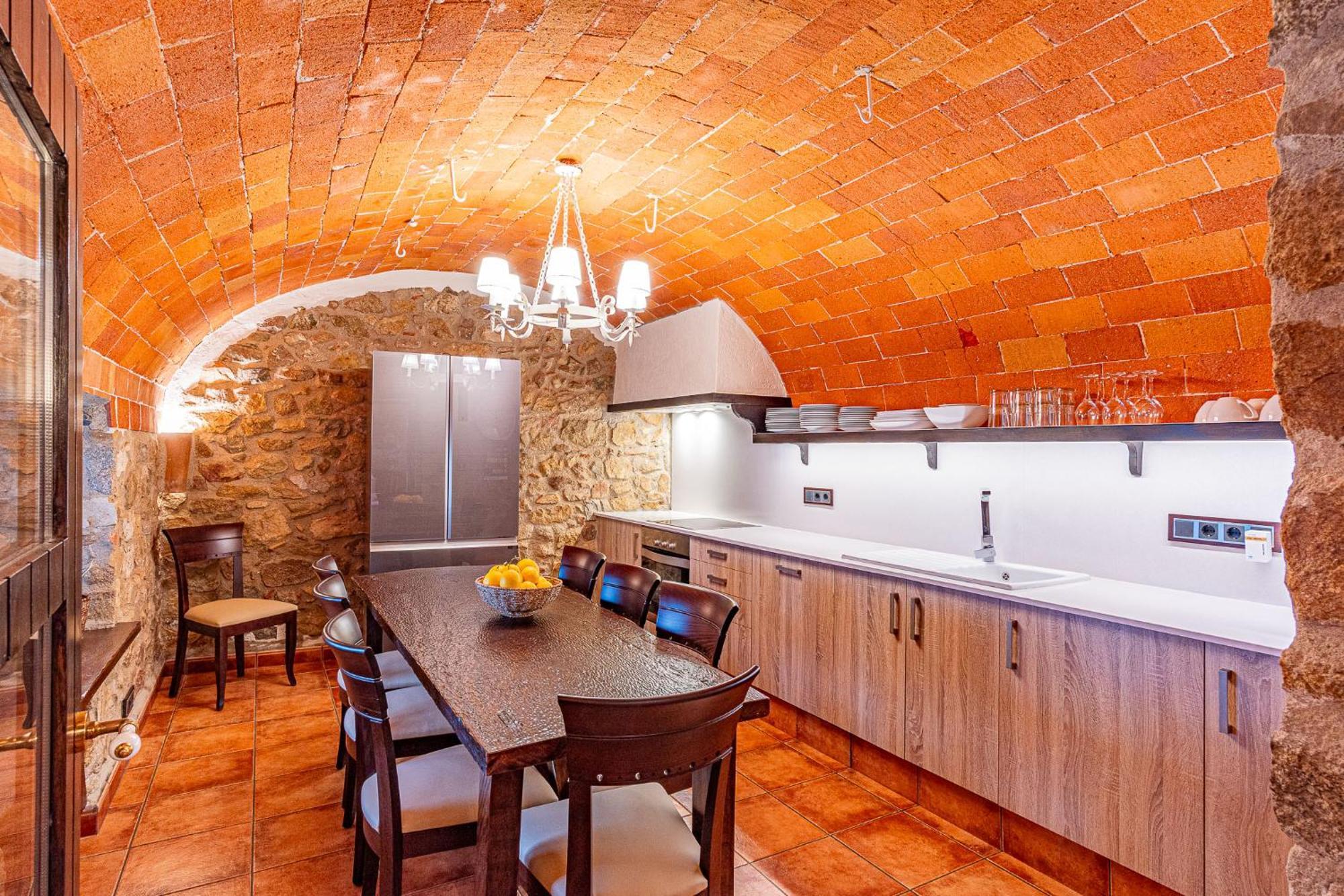 Capmany Cal Bisbe, Your Rural Holiday Home المظهر الخارجي الصورة