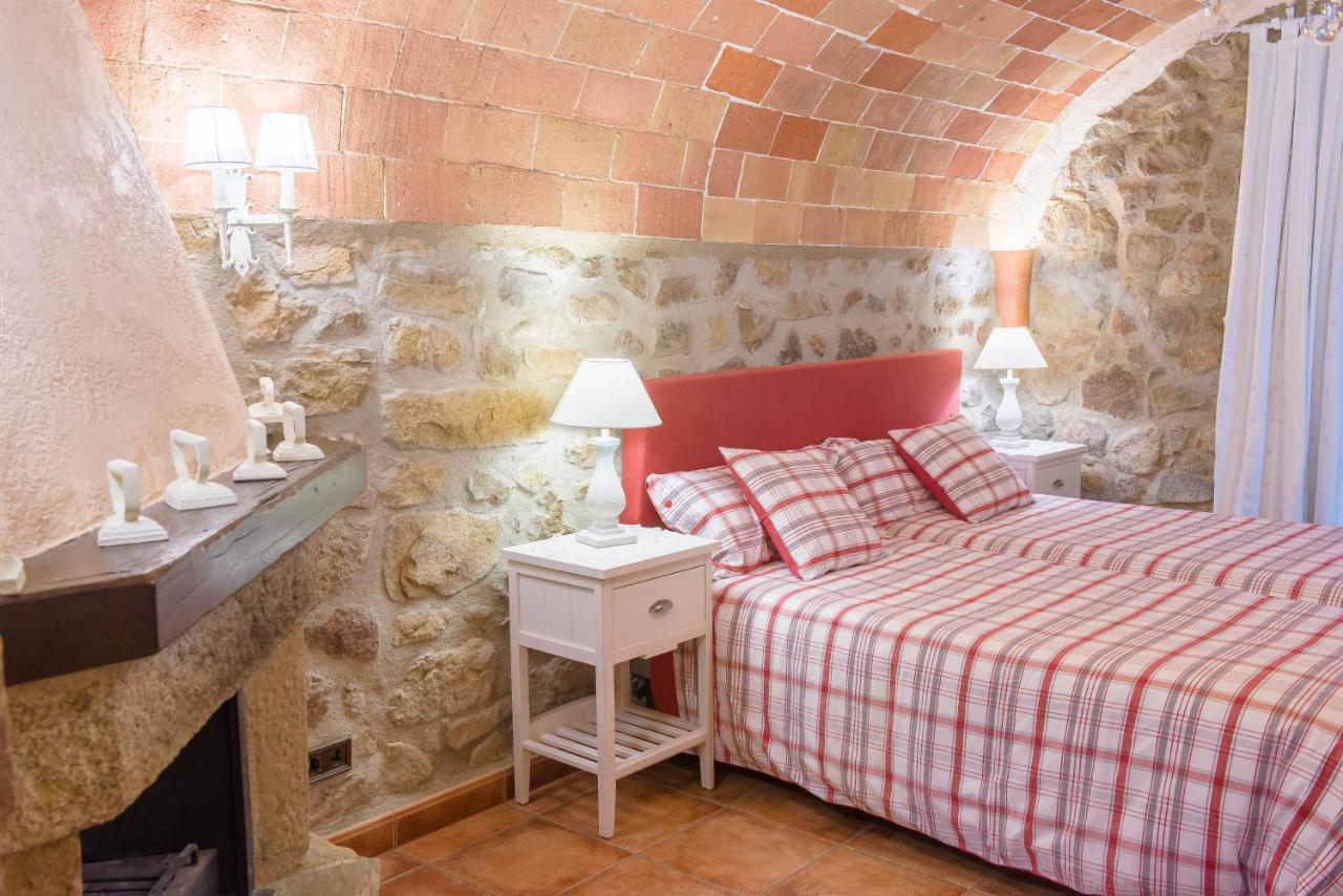 Capmany Cal Bisbe, Your Rural Holiday Home المظهر الخارجي الصورة